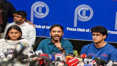 রবিবার দিল্লিতে সাংবাদিক সম্মেলনে আশুতোষ রাঙ্কা ও সিজেপির অন্যান্য নেতারা। ছবি: এনডিটিভি