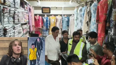 নাটোর রেলওয়ে স্টেশন থেকে জার্মান পর্যটক ক্রিল ল্যান্ডারের চুরি হওয়া ল্যাপটপটি উদ্ধার করেছে পুলিশ