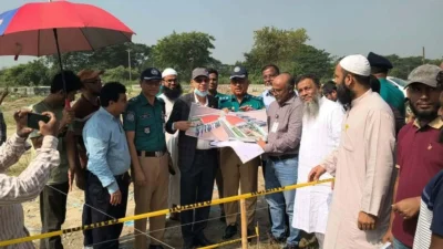 দক্ষিণবঙ্গগামী ১৯টি জেলার বাস চলাচলের জন্য চুনকুটিয়ায় রাজউক ঝিলমিল আবাসিক প্রকল্প এলাকায় একটি অস্থায়ী বাস টার্মিনাল উদ্বোধন
