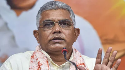 পশ্চিমবঙ্গ রাজ্যের পঞ্চায়েত ও গ্রামোন্নয়নমন্ত্রী দিলীপ ঘোষ। ফাইল ছবি