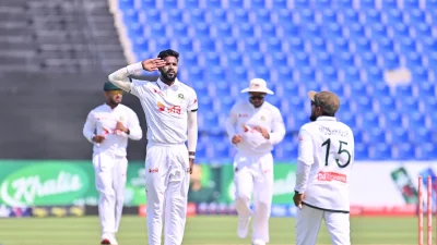 এবাদতের স্যালুট উদযাপন।