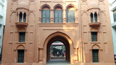 পুরান ঢাকার নিমতলী দেউড়ি (ছবি: উইকিপিডিয়া)