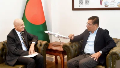বেসামরিক বিমান পরিবহন ও পর্যটনমন্ত্রীর সঙ্গে  ইতালির রাষ্ট্রদূত মি. আন্তোনিও আলেসান্দ্রোর সাক্ষাৎ