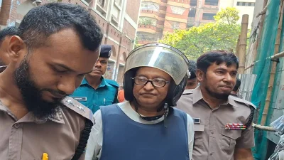 বৃহস্পতিবার নাসির উদ্দিন সাথীকে আদালতে হাজির করা হয়