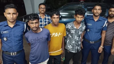 জয়দেবপুর রেলওয়ে পুলিশ ফাঁড়িতে হামলার ঘটনায় গ্রেফতার তিনজন।