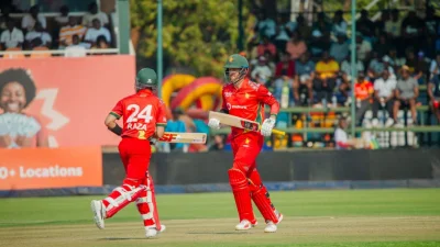 বাংলাদেশকে চ্যালেঞ্জিং লক্ষ্য দিয়েছে জিম্বাবুয়ে।