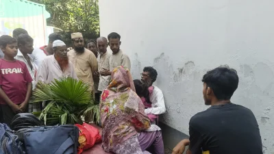 দুর্ঘটনায় আহত মেহেরুন্নেছা জেবা ও তার মেয়ে আফিয়া