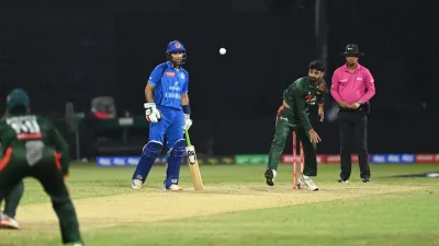 আলিস আল ইসলামের বোলিং অ্যাকশন নিয়ে সন্দেহ।