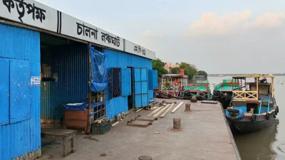 খুলনার দাকোপে চালনা নৌঘাট