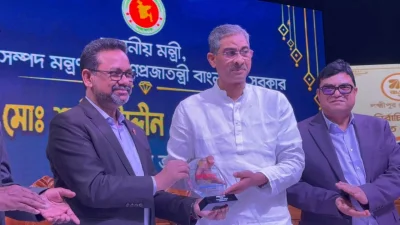 বাজুসের লক্ষ্মীপুর জেলা কমিটির শপথ গ্রহণ অনুষ্ঠানে পানিসম্পদমন্ত্রী ও বিএনপির যুগ্ম মহাসচিব শহীদউদ্দীন চৌধুরী এ্যানি