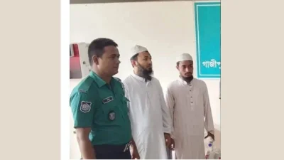 গ্রেফতারকৃত পরিচালক ও শিক্ষক