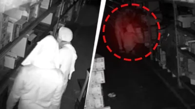 পুলিশের ভাষ্য অনুযায়ী, প্রায় তিনজন চোর গুদামের পেছনের খোলা মাঠ দিয়ে প্রবেশ করে। ছবি: ইন্ডিয়া টুডে