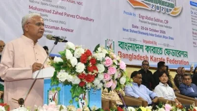 অনুষ্ঠানে বক্তব্য দিচ্ছেন মহিলা ও শিশুবিষয়ক এবং সমাজকল্যাণ মন্ত্রী অধ্যাপক ডা. এ জেড এম জাহিদ হোসেন