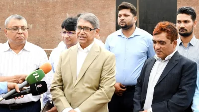 মুক্তিযুদ্ধবিষয়ক মন্ত্রী আহমেদ আযম খান