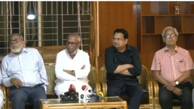শ্রমিক সংগঠনের নেতাদের সঙ্গে বৈঠক শেষে সংবাদ সম্মেলনে শ্রম ও কর্মসংস্থান মন্ত্রী আরিফুল হক চৌধুরী