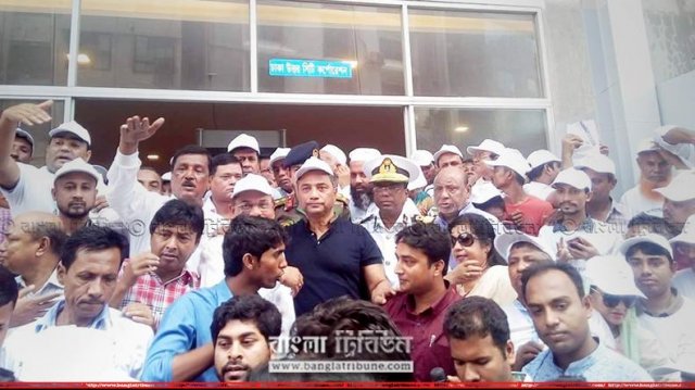 ডিএনসিসি আয়োজিত র‌্যালির উদ্বোধনীতে মেয়র আনিসুল হক