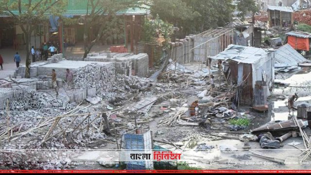 গাবতলীর বেদখল হওয়া ডিএনসিসি’র ৫২ একর জায়গা উদ্ধার করেন মেয়র আনিসুল হক