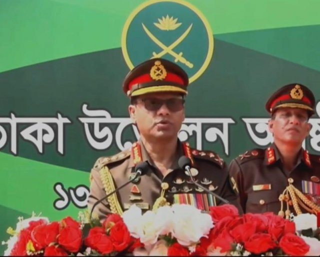 সেনাপ্রধান জেনারেল এসএম শফিউদ্দিন আহমেদ 