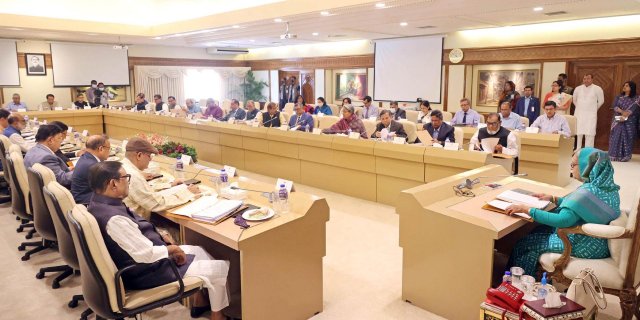 13-03-23-PM_Cabinet Meeting-3