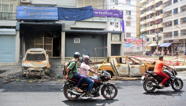 23-07-24-PIB Dhaka Matro Office Fire-1