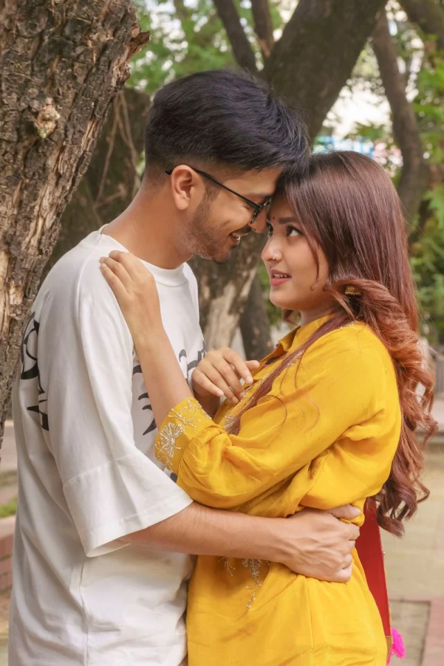 ইয়াশ ও তটিনী
