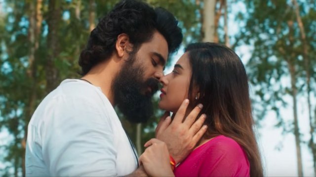 ‘জংলি’ সিনেমায় সিয়াম ও বুবলী