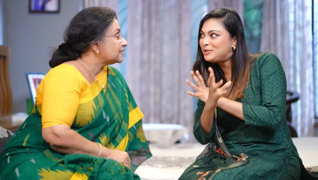 ‘কিচেন পলিটিক্স’-এর একটি দৃশ্য