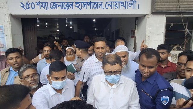  স্বাস্থ্যমন্ত্রী নোয়াখালী জেনারেল হাসপাতাল পরিদর্শন করেছেন গত মঙ্গলবার