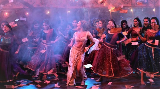 নিশোর 'সুড়ঙ্গ'-এ নুসরাত ফারিয়া!