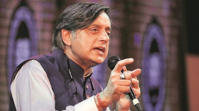 সবার জানা উচিত কখন সরে যেতে হবে: শশী থারুর