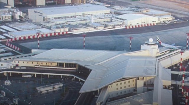 অর্থনীতির ওপর বহুমুখী চাপ