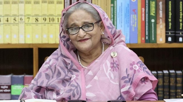 সংবাদ সম্মেলনে প্রধানমন্ত্রী (ছবি: ফোকাস বাংলা)