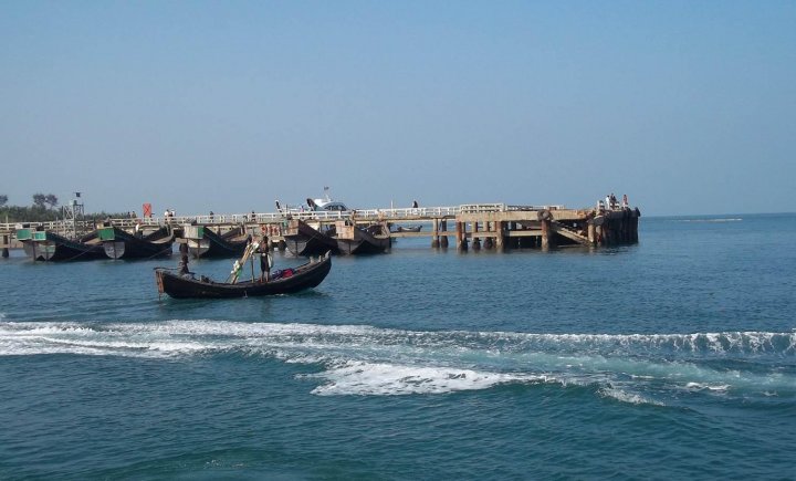 কর্মসংস্থানের অভাবে অসন্তোষ বাড়ছে সেন্টমার্টিনে