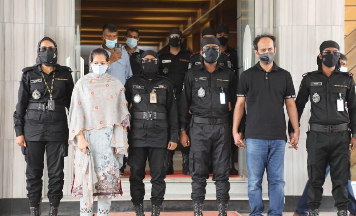 গ্রেফতারকৃত রাসেল ও তার স্ত্রী শামীমা