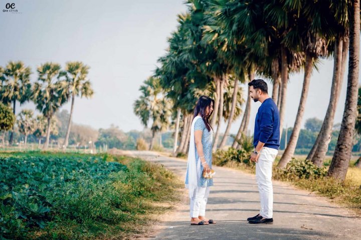&lsquo;মন-দুয়ারী&rsquo; নাটকের একটি দৃশ্যে অপূর্ব ও নিহা