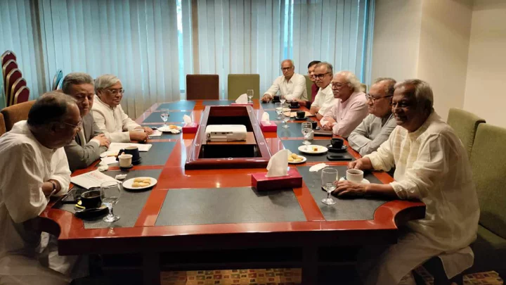 বিএনপির নেতাদের সঙ্গে সিপিবি ও বাসদের নেতাদের বৈঠক