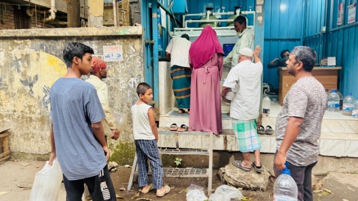 ওয়াসার পানির দাম বাড়ায় ক্ষুব্ধ গ্রাহকরা