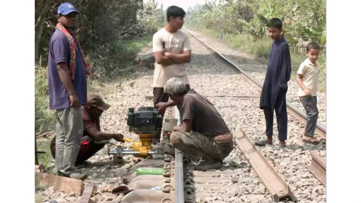 রর