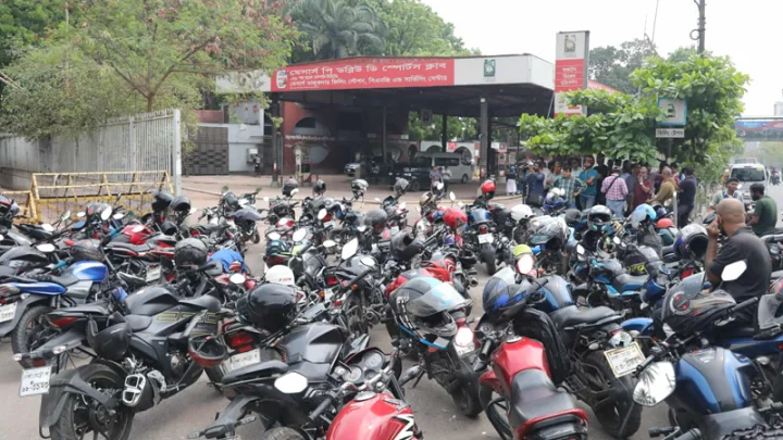 পেট্রোল পাম্প