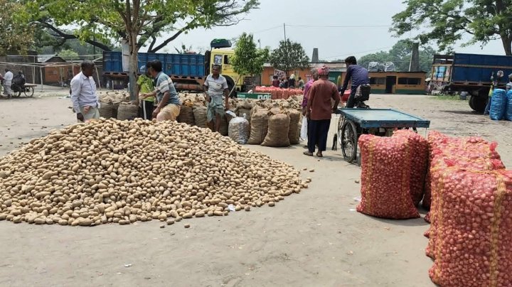 Rajshahi Tricak News 22.04 (1)