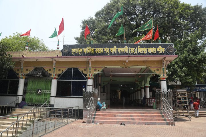 মিরপুরের শাহ আলী বাগদাদীর (রহ.) মাজার (5)