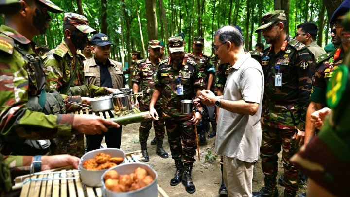 খাবার গ্রহণ ও চা পান