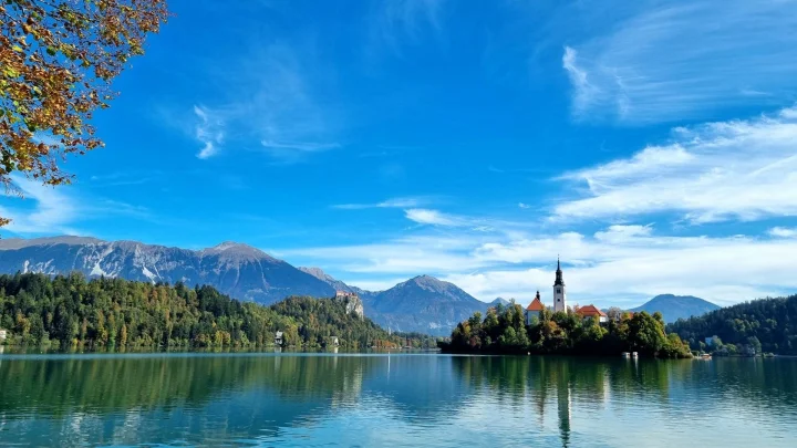 A Sunny Autumn Getaway in Europe 2