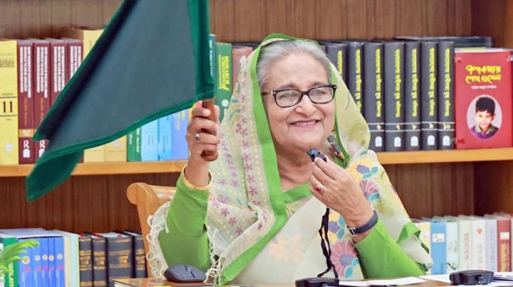 চিলাহাটি এক্সপ্রেস উদ্বোধন করলেন প্রধানমন্ত্রী শেখ হাসিনা (ছবি: ফোকাস বাংলা)