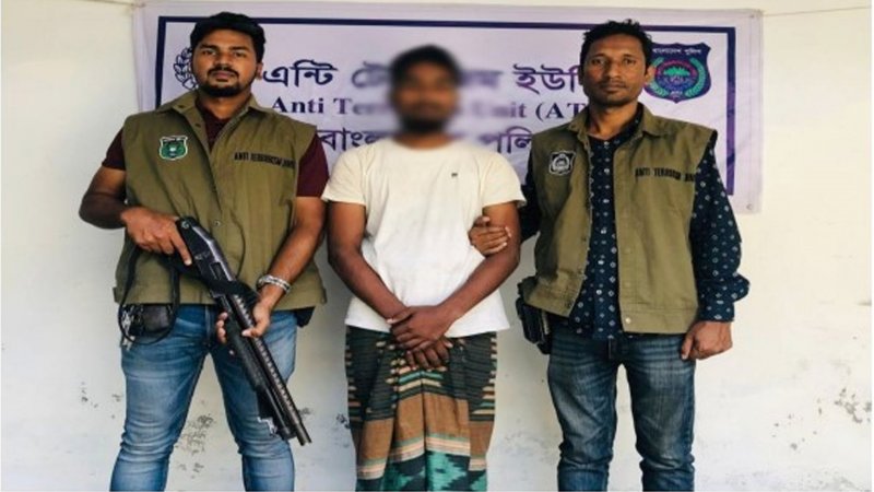 külot külotlu yosh sexy eshak video Tina Kandelakining porno saytlari