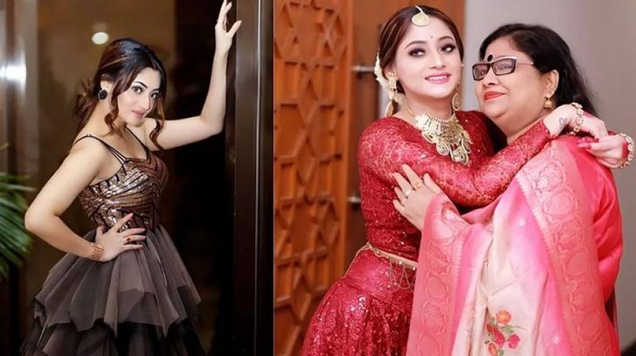 মায়ের সঙ্গে পূজা