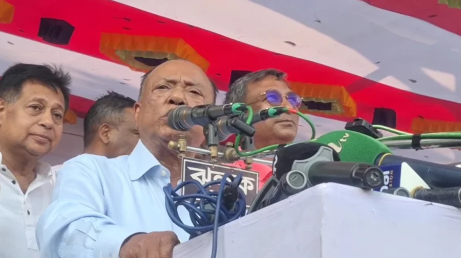 প্রধান অতিথির বক্তব্যে বিএনপির ভাইস চেয়ারম্যান আব্দুল আউয়াল মিন্টু