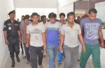 রাজশাহী পাসপোর্ট অফিস থেকে দালাল আটক