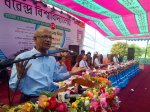 বরেন্দ্র বিশ্ববিদ্যালয়ের চতুর্থ প্রতিষ্ঠাবার্ষিকীর প্রথম অধিবেশনে বক্তব্য রাখছেন শিক্ষমন্ত্রী নুরুল ইসলাম নাহিদ