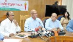 সংবাদ সম্মেলনে বক্তব্য রাখছেন শিক্ষামন্ত্রী নুরুল ইসলাম নাহিদ